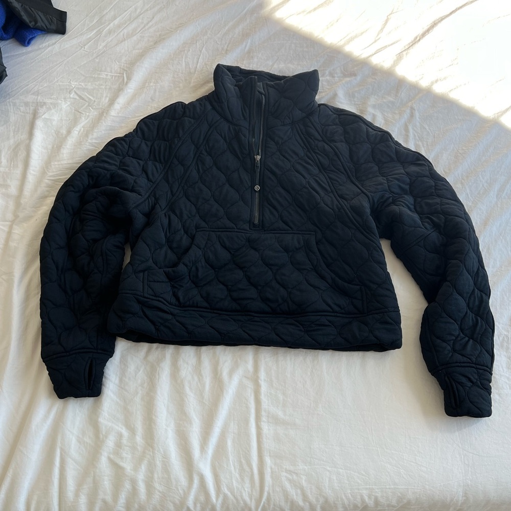 Lululemon quilted pullover